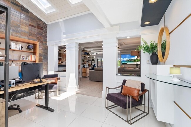 Building Photo - 7225 Coldstream Dr