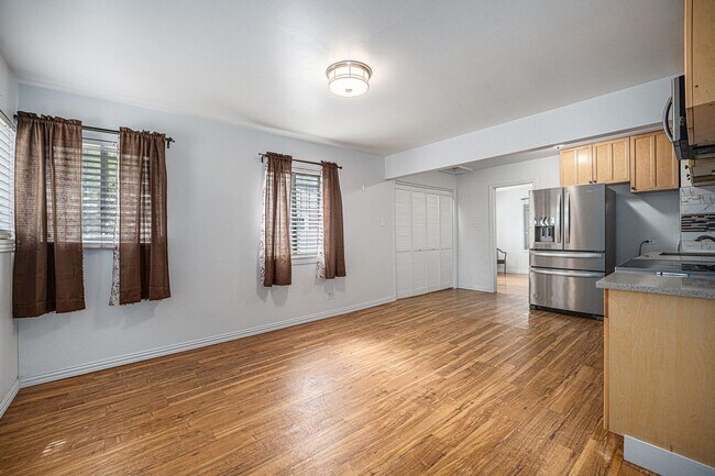 Building Photo - Updated 3-Bedroom Home Near Sloan’s Lake