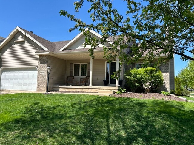 Primary Photo - Charming West Side Single Family Home