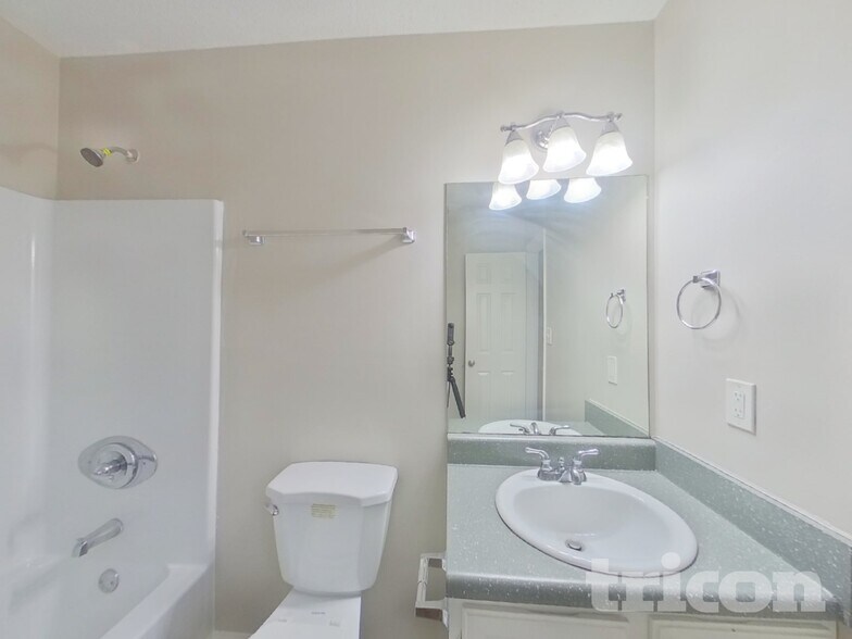 Building Photo - 80 Ridgewood Trail