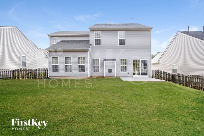 Building Photo - 2022 Bridleside Dr