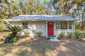 Building Photo - 18124 SW 75 Ave