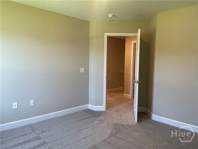 Building Photo - 219 HAISLEY RUN