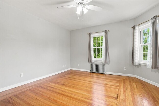 Building Photo - 51 Pettaconsett Ave