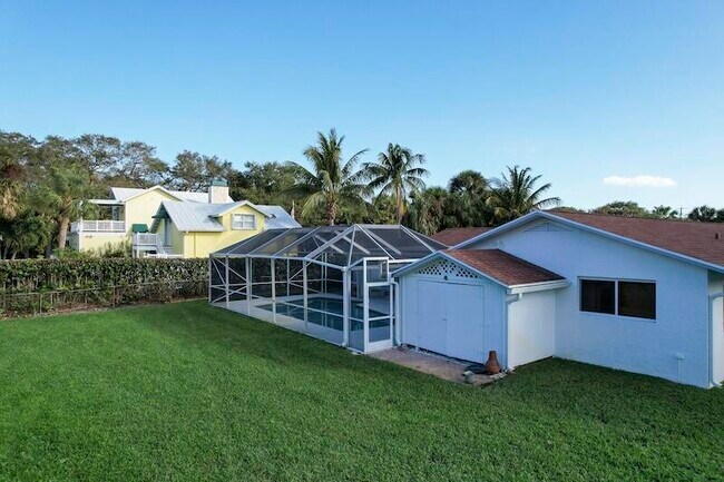 Building Photo - 2289 Windsor Rd