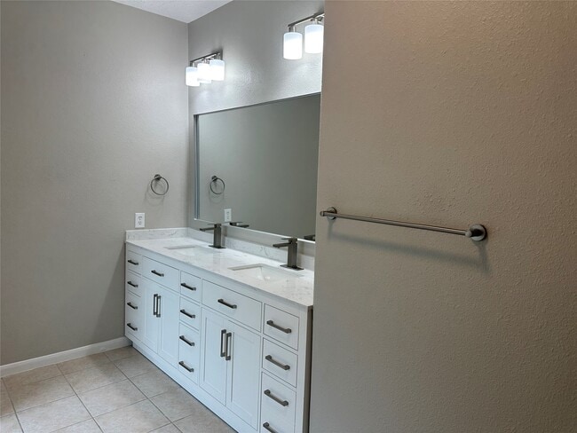 Building Photo - 23110 Oxbow Trail