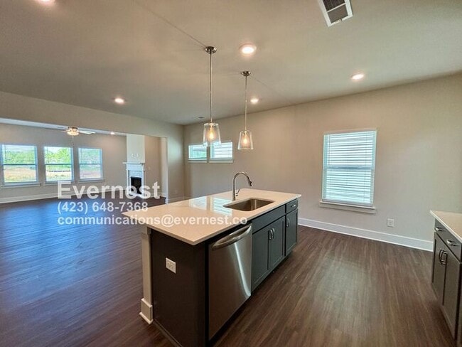 Building Photo - 1779 Firelight Wy