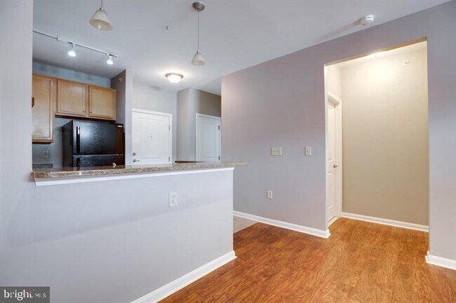 Building Photo - 2665 Prosperity Ave