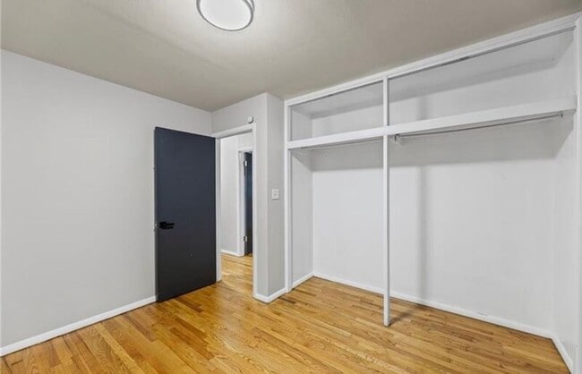 Building Photo - 7020 Hadley St