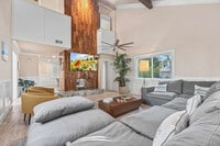 Building Photo - 366 34th Ct SW