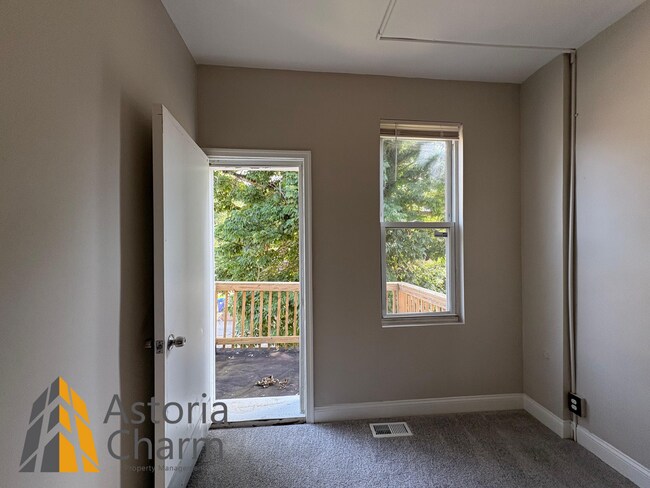 Building Photo - Live Comfortably in Hampden: 4 Bedrooms Pl...