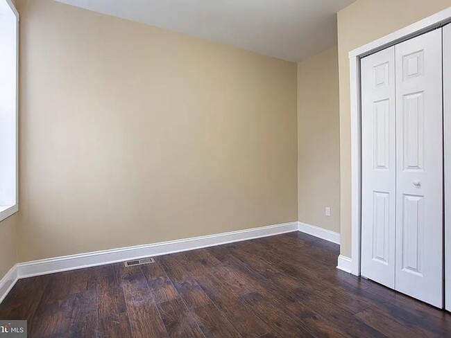Building Photo - Updated 3 Bedroom Rental in Brewerytown wi...