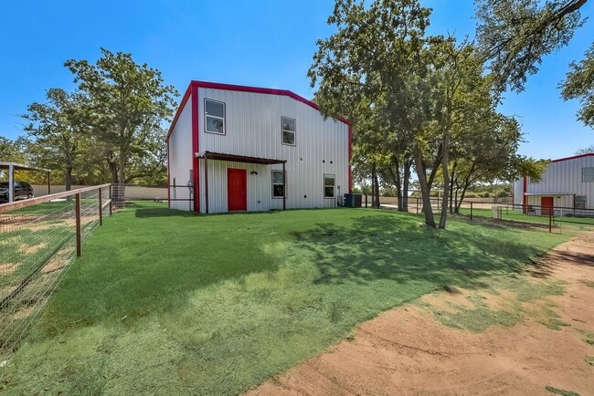 Building Photo - Longhorn Ranch-Barndo Community-Half Acre ...