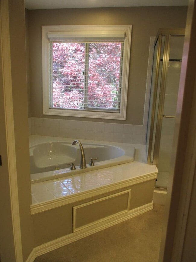 Building Photo - Beautiful 3 Bedroom Home in Gig Harbor