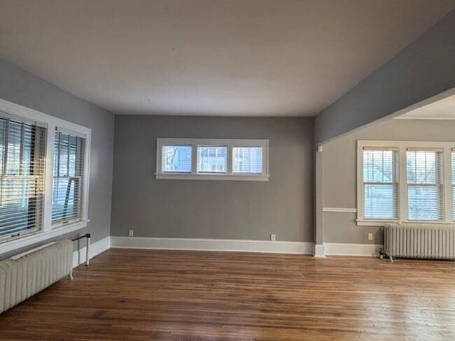 Building Photo - Super Cute 4BR/1 BA Single-Family Home in a Great St. Paul Neighborhood!