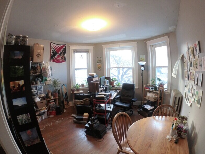 Building Photo - 1450 Commonwealth Ave