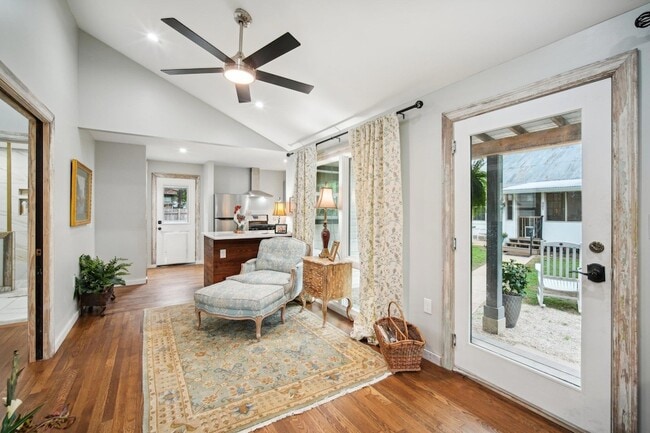 Building Photo - 801 Bishop St