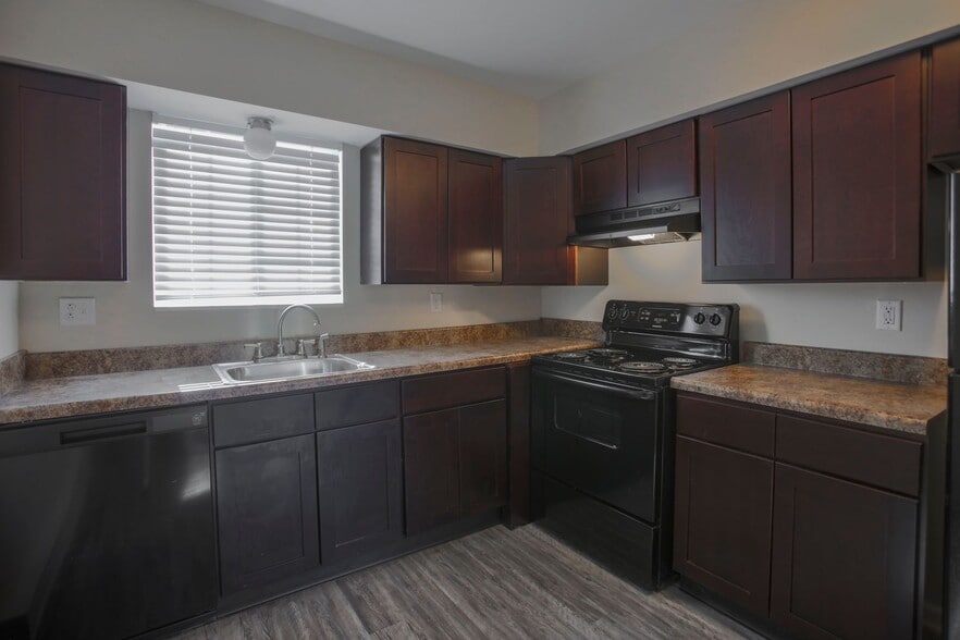 Interior Photo - Garfield Park Village