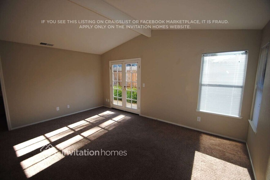 Building Photo - 439 R St