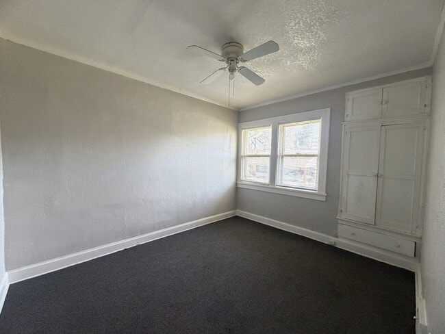 Building Photo - 5801 Wabash Ave