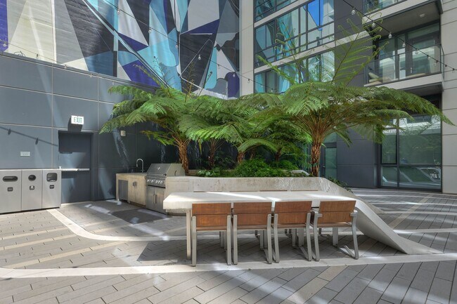 Bbq Area - 1688 Pine St