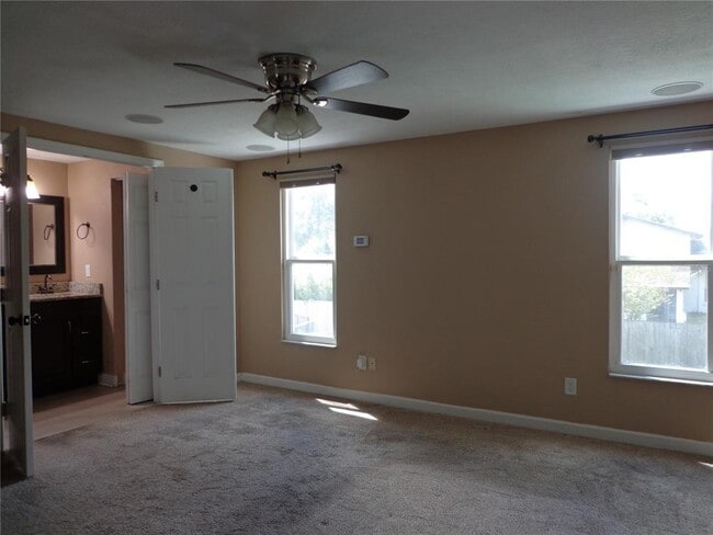 Building Photo - 3813 Orange Pointe Rd