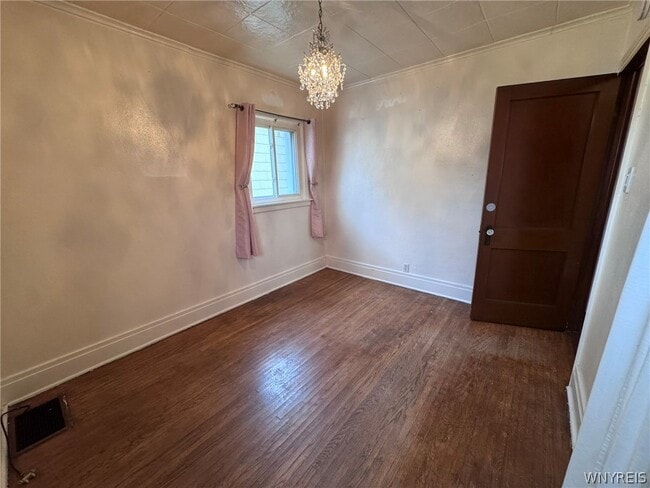 Building Photo - 102 Francis Ave