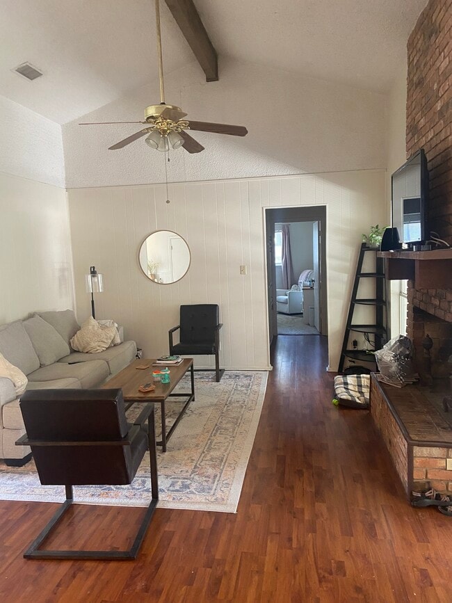 Building Photo - 4012 Cima Serena Dr