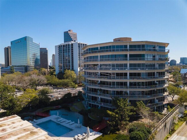 Building Photo - 5050 Woodway Dr