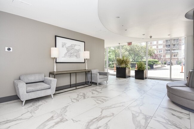 Building Photo - 10 Museum Way