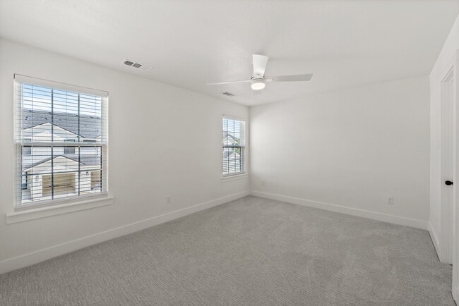 Building Photo - 516 Mercado St