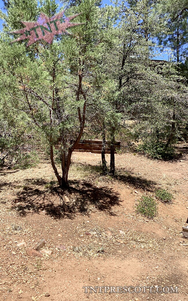 Building Photo - Home in Haisley Homestead HOA ~ COMP HOLD