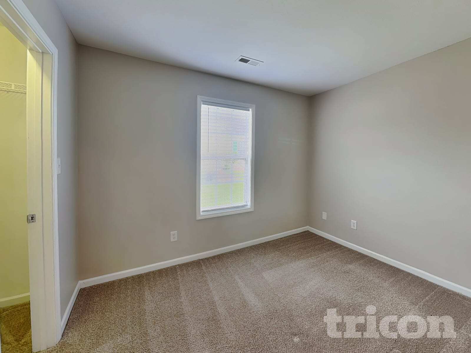 Building Photo - 4991 Astonshire Ln