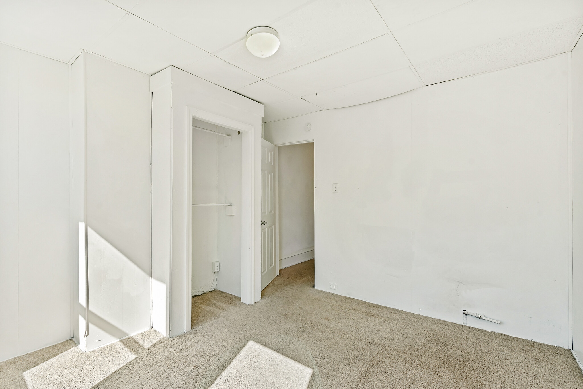 Building Photo - 356 Ophelia St