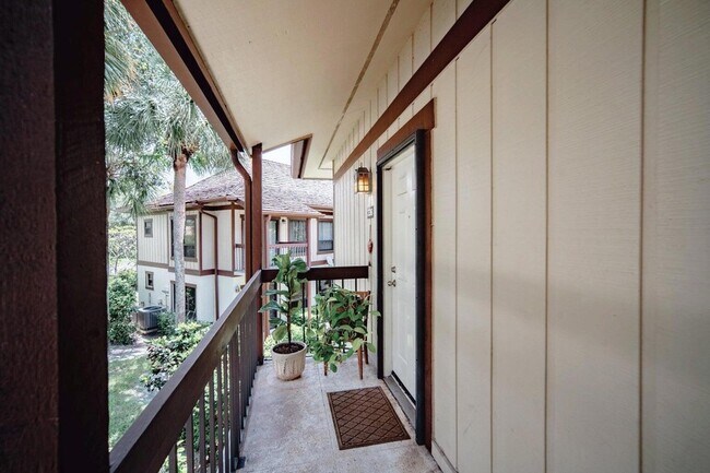 Primary Photo - 13334 Polo Club Rd