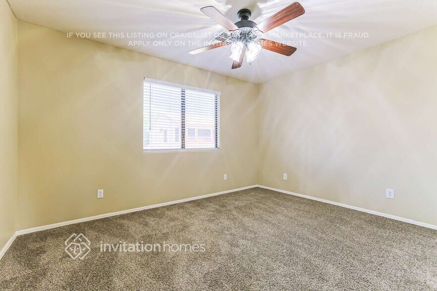 Building Photo - 2162 E Cochise Ave