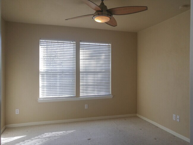 Building Photo - 3 Bed 2 Bath in Walnut Creek, Great NW Gainesville Location