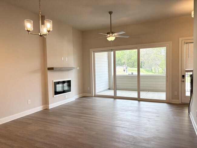 Building Photo - 716 Stickley Oak Way