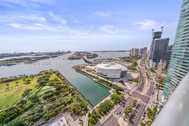 Building Photo - 900 Biscayne Blvd