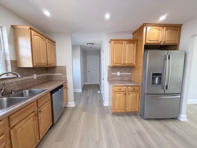 Building Photo - 67 Serenity Ct