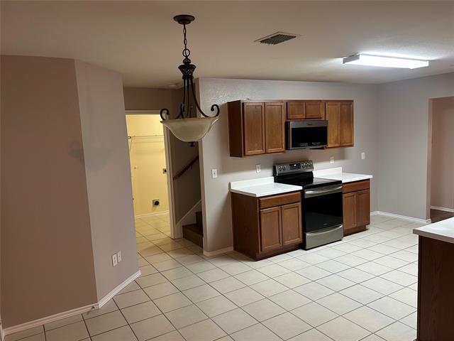 Building Photo - 2745 Ingram Cir