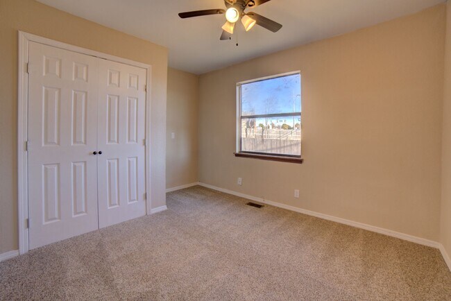 Building Photo - 8041-8041 S 79th E Ave