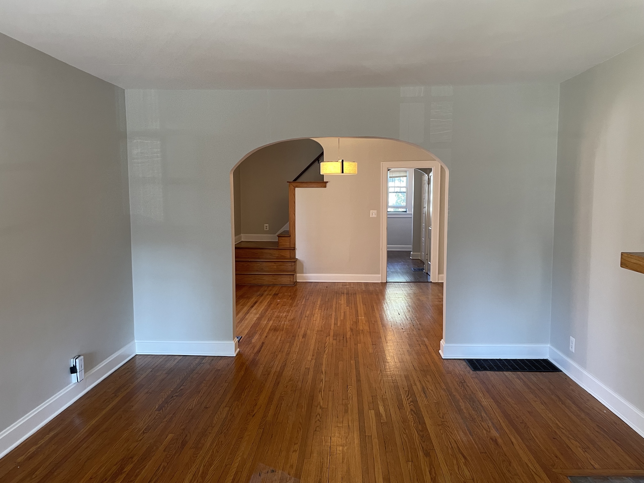 Building Photo - 2956 Indianola Ave