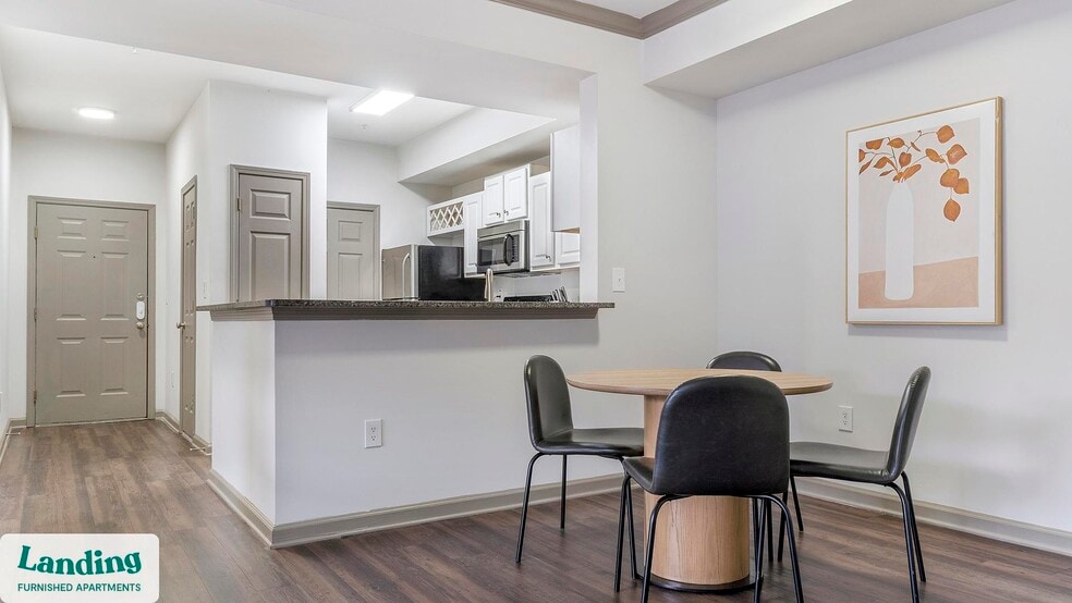 Building Photo - 2000 Monroe Pl NE