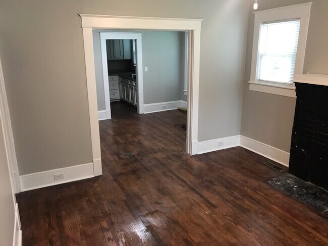 Living Room 2 - 106 W Terrell St