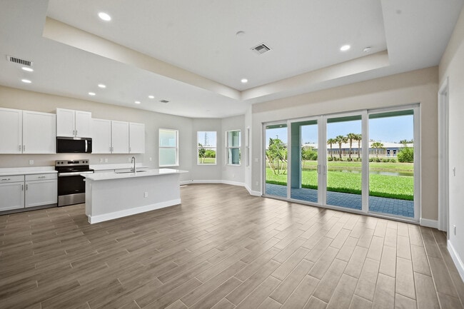 Building Photo - 13955 Spruce Pne Dr