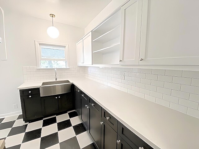 Building Photo - 920 N Hoover St