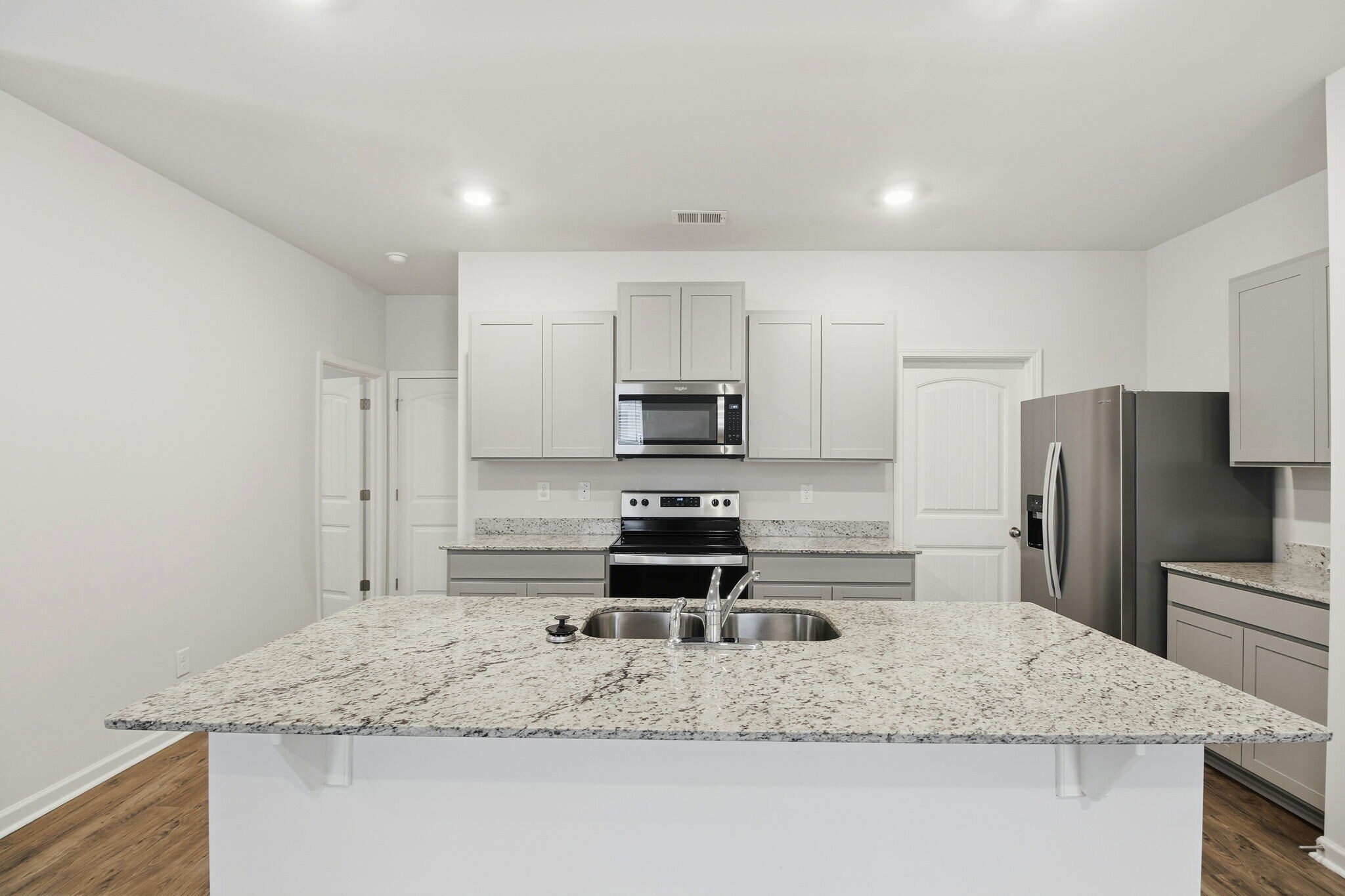 Building Photo - 8279 Bluewater Dr