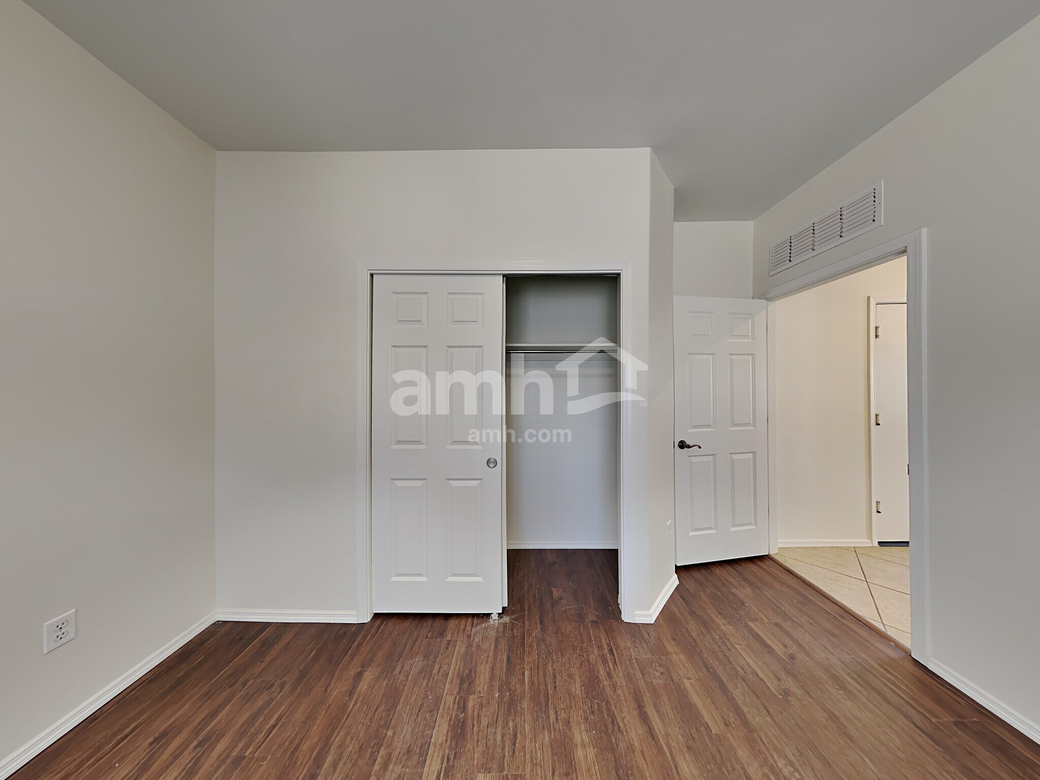 Building Photo - 154 W Camino Espiga