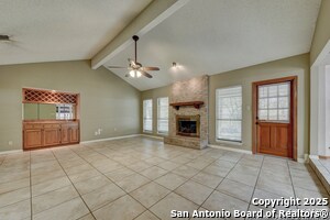 Building Photo - 1518 Vista Del Monte
